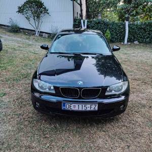 BMW 116i | 147.000 km | Reg. 20/05/2027 | Novi dijelovi + 2 seta guma