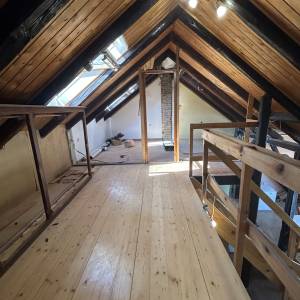 CENTAR - Dvoetažni 5-soban stan za adaptaciju 120 m2 s pogledom!