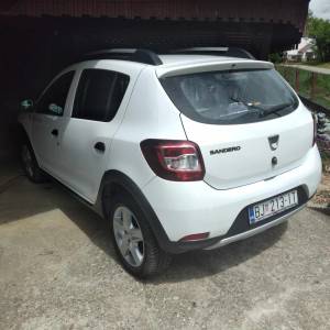 Dacia sandero stepway 1.5dci 2015g sva oprema kao nov vlasnik
