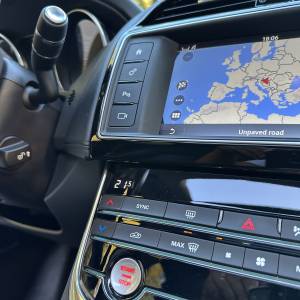 Jaguar XE 11/2017.god. 121 TKM, AWD POGON ***PRILIKA***