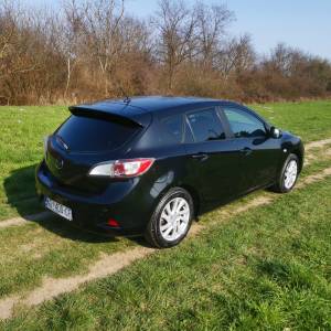Mazda 3 CD116 CE - hitno!