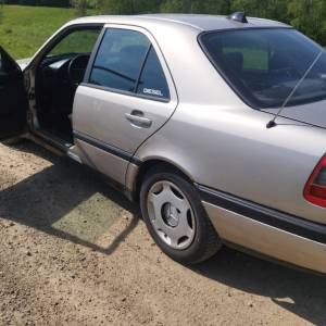 Mercedes c 220