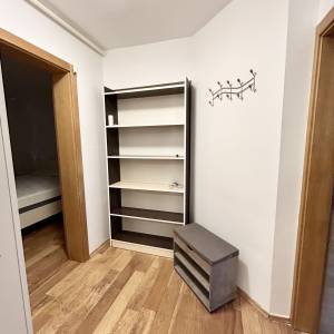 NOVONAMJEŠTEN 2-SOBAN STAN 57 m2 - VRT, PARKING, PET FRIENDLY!