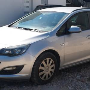 OPEL ASTRA J SPORT TOURER 2015.godina