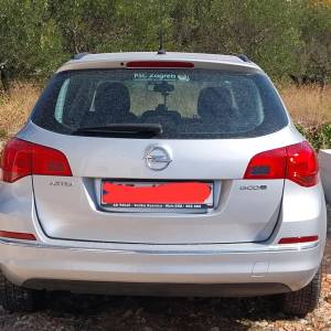 OPEL ASTRA J SPORT TOURER 2015.godina