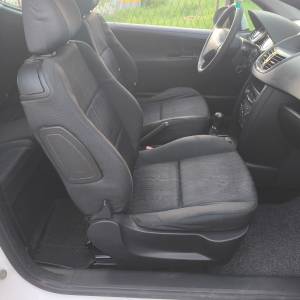 Peugeot 207, 2006. godina