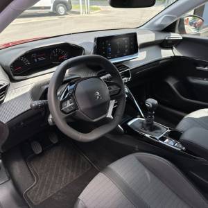 Peugeot 208 1,2 74kw 101ks
