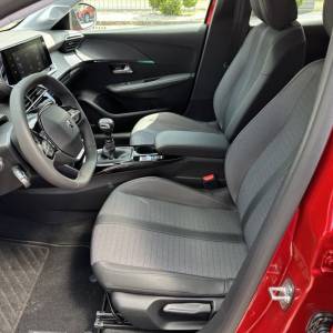 Peugeot 208 1,2 74kw 101ks
