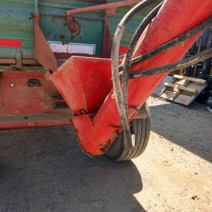 PUŽNI TRANSPORTER NA HIDROMOTOR ZA PRIKOLICU