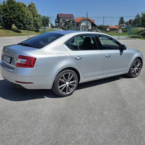 Škoda Octavia 1.6 TDI DSG