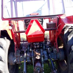 Traktor IMT 560